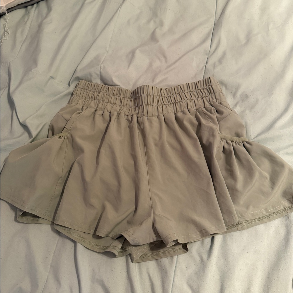 Love Tree Women's Tan Skorts